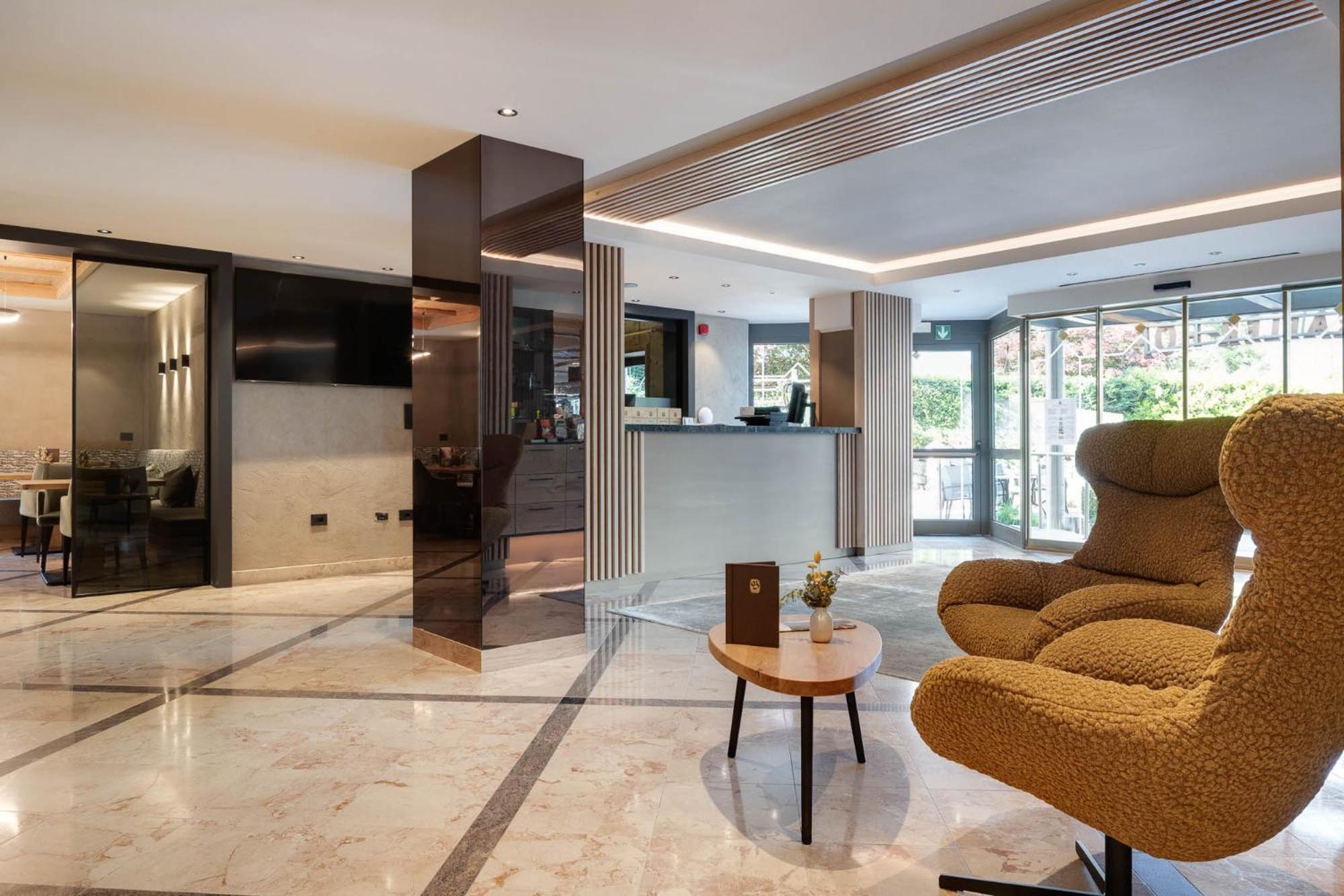 Hotel Burggraeflerhof Merano Kültér fotó